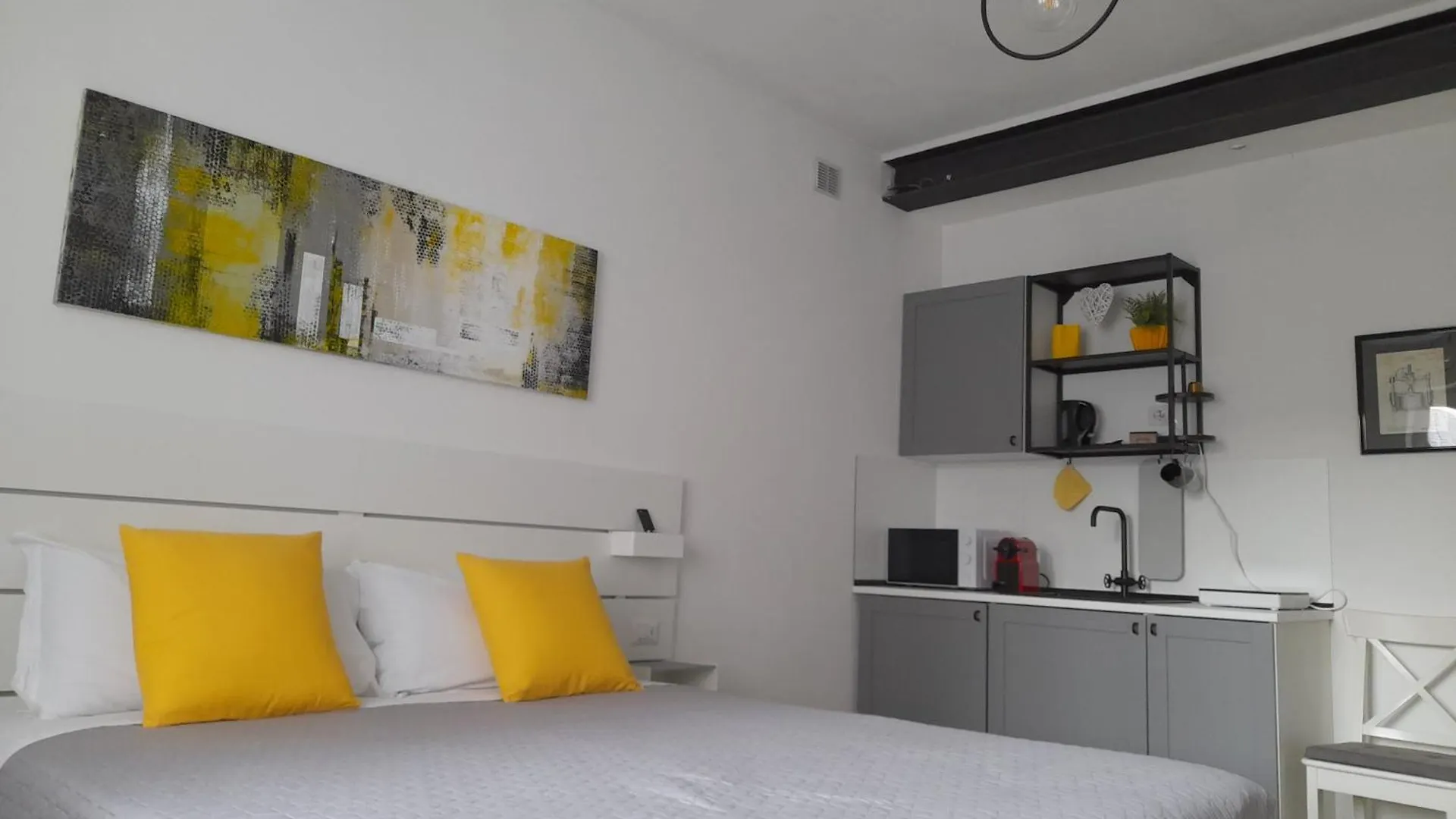 Verona Urban Apartment Italy